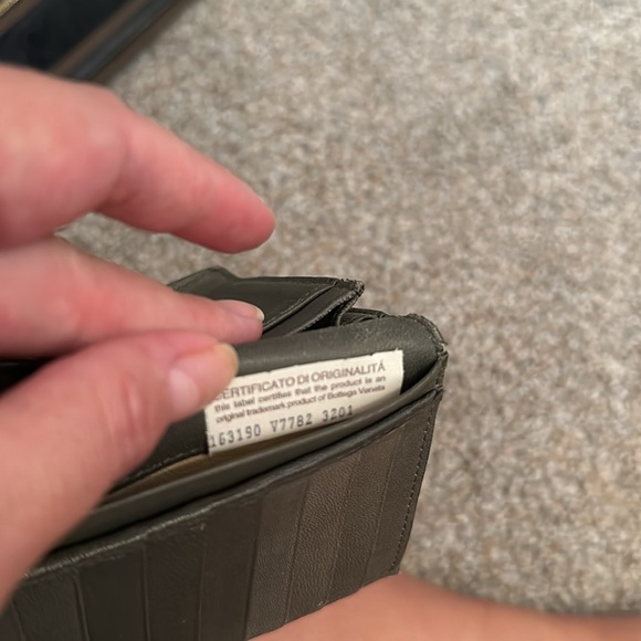 GUC Bottega Veneta Vintage Leather Wallet - Picture 10 of 13